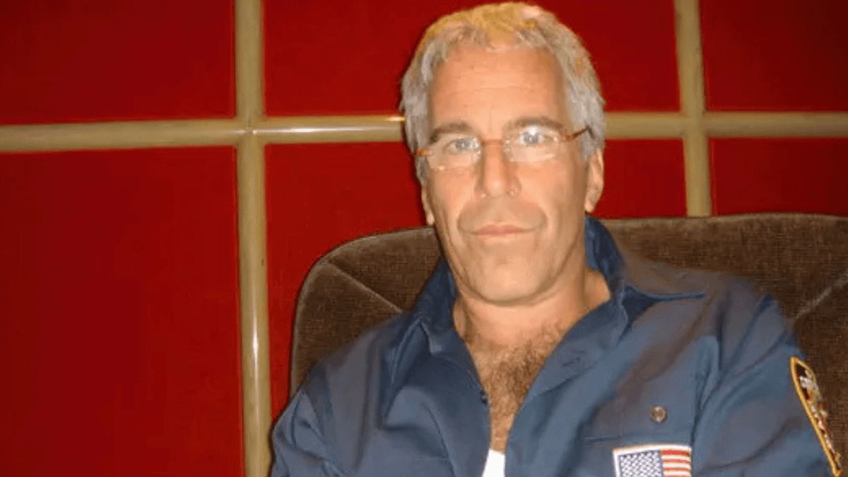 Jeffrey Epstein’s cellmate reveals details of paedophile’s possible ‘suicide note’