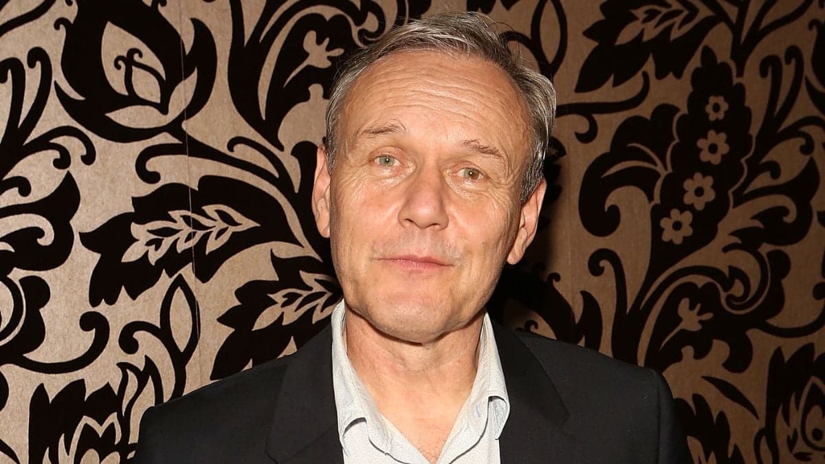 6 symptoms of pneumonia as Anthony Head dies aged 72