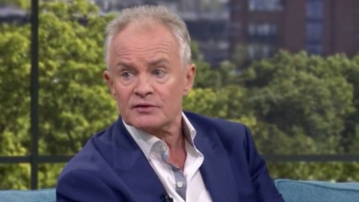 Bobby Davro issues warning about overlooked symptom following cancer diagnosis