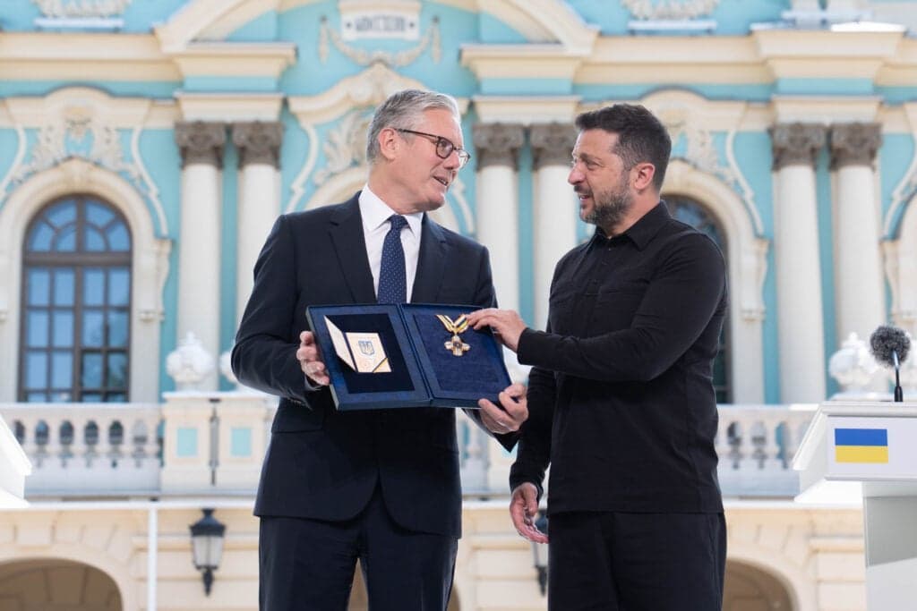 Ukraine President Volodymyr Zelenskyy presents Keir Starmer with Order of Freedom