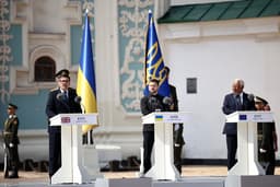 Burnham set to attend UN assembly in New York to solicit Zelenskyy with US missiles