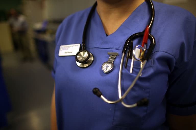 Nurses fainting in ‘inhumane’ heat as amber warning returns, union warns