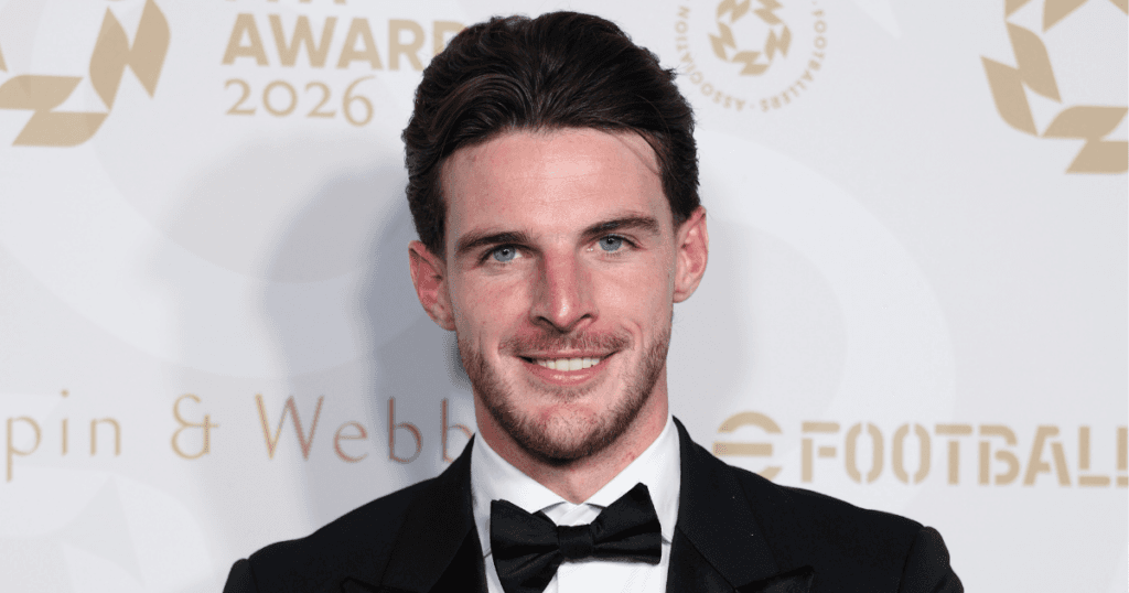 Declan Rice praised for act seconds after Bruno Fernandes won PFA Player of the Year