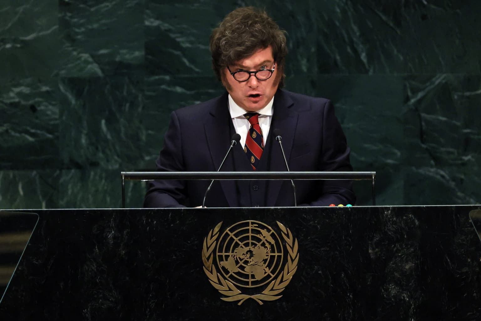 Argentina issues two-week ultimatum to UK over Falkland Islands