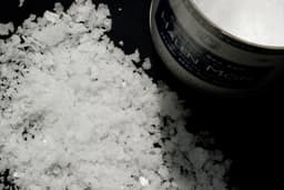 UK households urged to place bowls of salt by windowsills as we enter Autumn