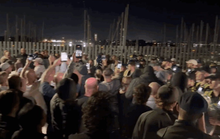 Government slams ‘thuggish’ anti-migrant protestors in Portsmouth