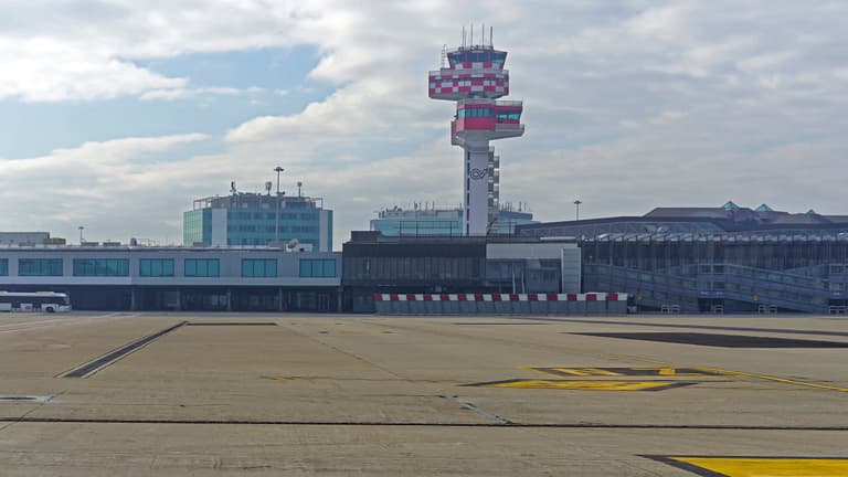 Travel chaos across Italian airports after air traffic control failure