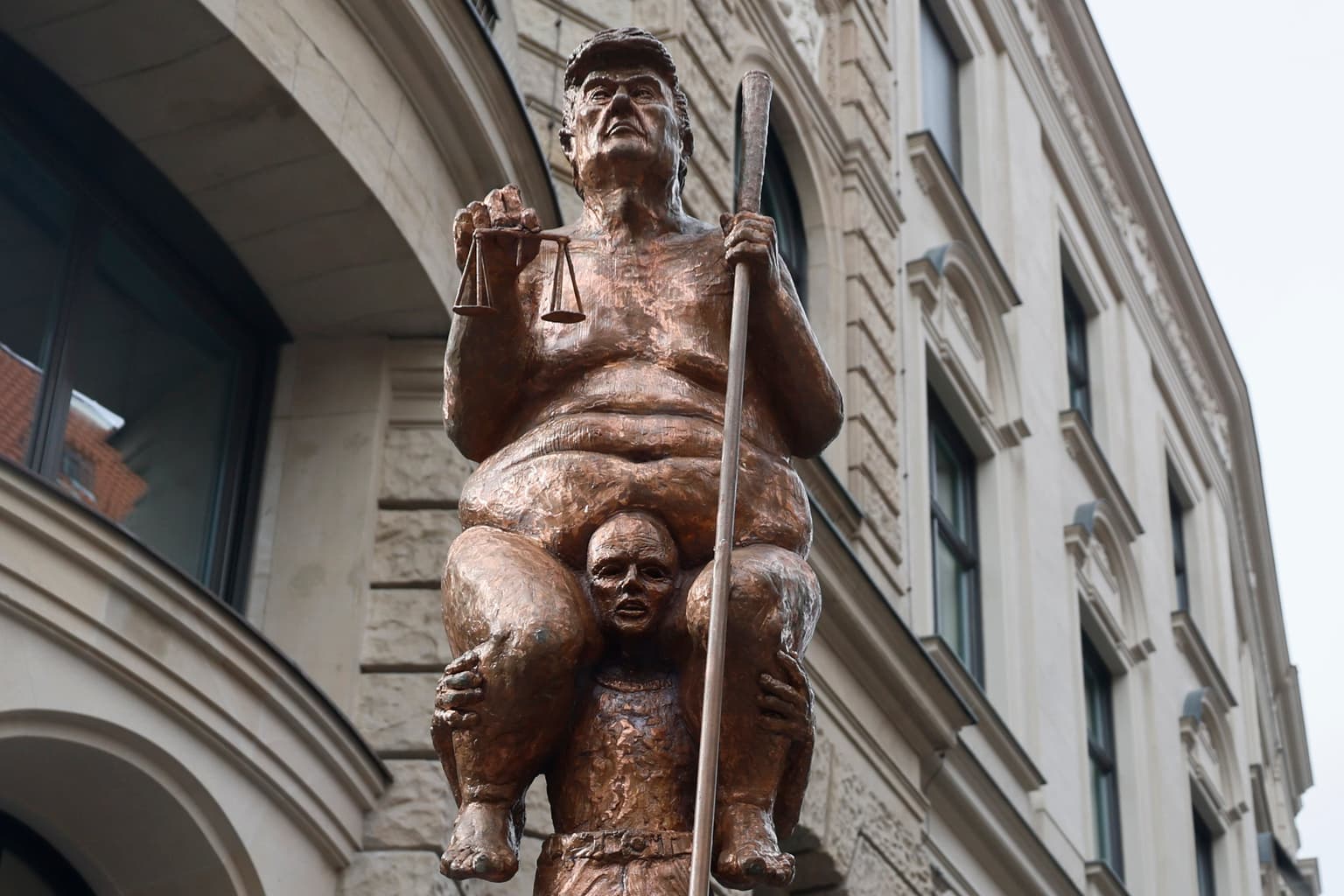 Golden and naked: Trump statue displayed at European Parliament