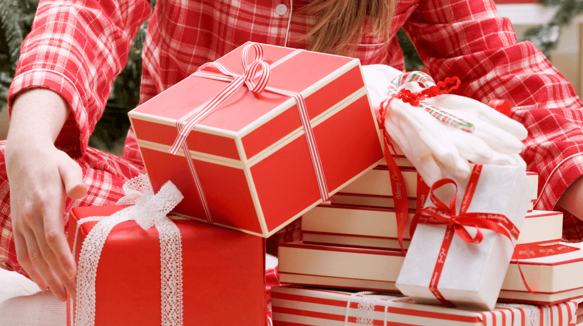 Win a Dyson, Vivienne Westwood pendant or £500 Harrods gift card with this £8.99 mystery deal