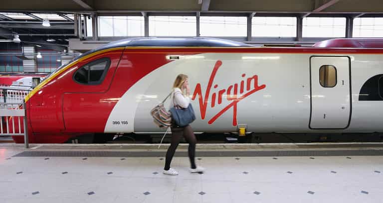 Woman wakes up on train to find she’s been given £100 gift Woman wakes up on train to find she’s been given £100 gift