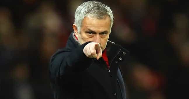 Jose Mourinho falls for prank outside Lowry Hotel after Manchester United training Jose Mourinho falls for prank outside Lowry Hotel after Manchester United training