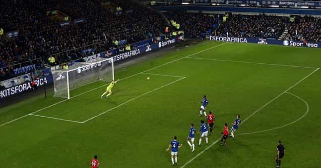Manchester City fans probably misread Jesse Lingard’s celebration against Everton Manchester City fans probably misread Jesse Lingard’s celebration against Everton