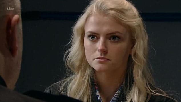 Bethany Platt’s ‘gritty’ glass attack story is about to kick off on Coronation Street Bethany Platt’s ‘gritty’ glass attack story is about to kick off on Coronation Street