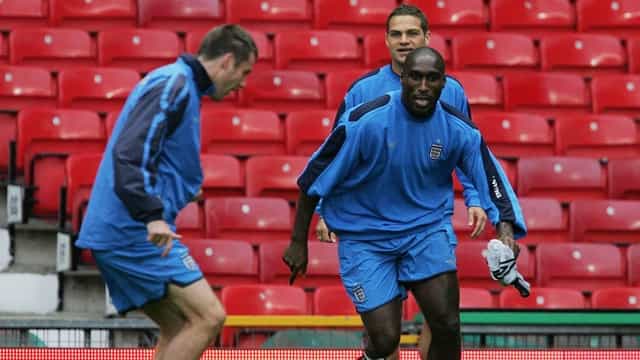 Jamie Carragher had a great response to Sol Campbell’s out-there claim Jamie Carragher had a great response to Sol Campbell’s out-there claim