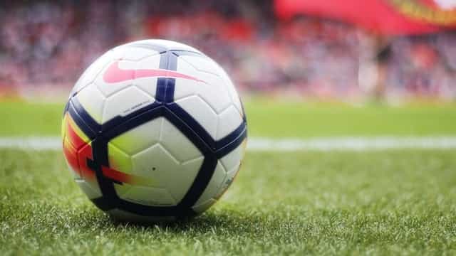 You have 4 minutes to name these 4 football clubs, but it won’t be enough time You have 4 minutes to name these 4 football clubs, but it won’t be enough time