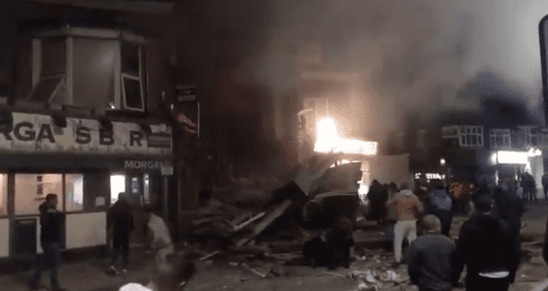 Police declare ‘major incident’ after apparent explosion in Leicester Police declare ‘major incident’ after apparent explosion in Leicester