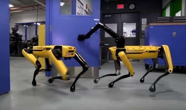 This footage of highly advanced, dog-like robots is causing everyone to freak out This footage of highly advanced, dog-like robots is causing everyone to freak out