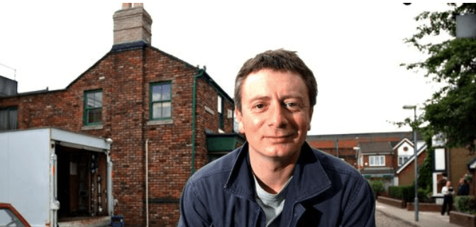 Martin Platt isn’t coming back to Coronation street alone Martin Platt isn’t coming back to Coronation street alone