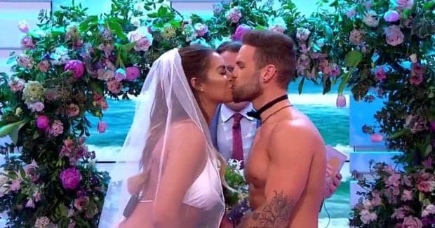 Jess and Dom from Love Island got married live on TV and it’s being torn apart on social media Jess and Dom from Love Island got married live on TV and it’s being torn apart on social media