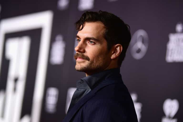 Henry Cavill just shaved his infamous moustache and he looks a lot different Henry Cavill just shaved his infamous moustache and he looks a lot different
