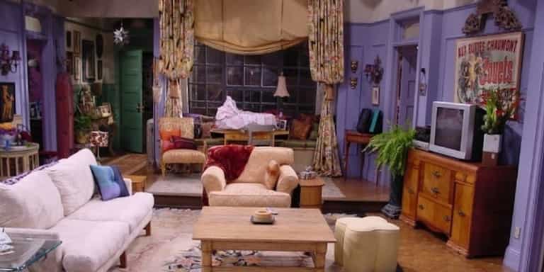 There’s actually a reason Monica’s apartment in Friends is purple There’s actually a reason Monica’s apartment in Friends is purple