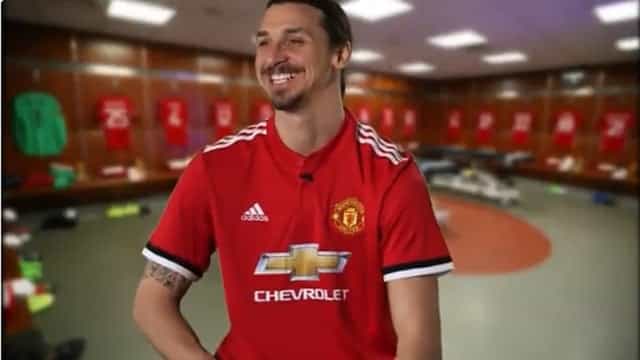 Manchester United trolled for odd timing of Zlatan Ibrahimovic tweet Manchester United trolled for odd timing of Zlatan Ibrahimovic tweet