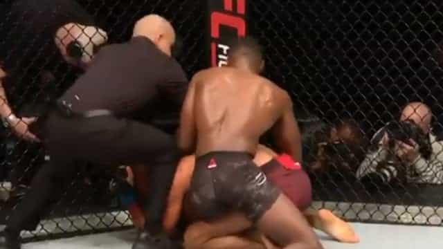 We don’t often get buzzer-beaters in MMA, UFC London gave us two We don’t often get buzzer-beaters in MMA, UFC London gave us two