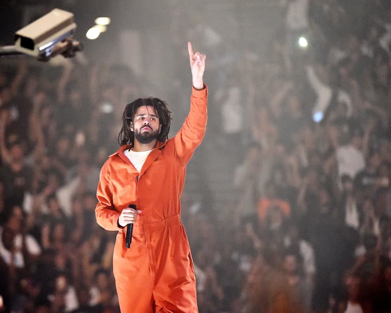 J. Cole has announced he’s releasing a new album on Friday J. Cole has announced he’s releasing a new album on Friday