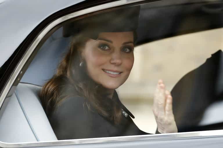 Kate Middleton taken to hospital after going into labour Kate Middleton taken to hospital after going into labour