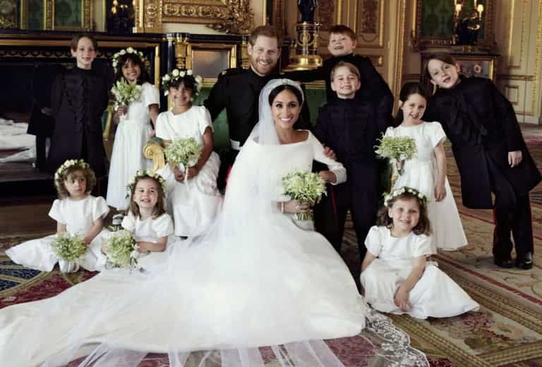 People spot ‘irritating’ apparent mistake with Harry and Meghan’s official wedding photos People spot ‘irritating’ apparent mistake with Harry and Meghan’s official wedding photos