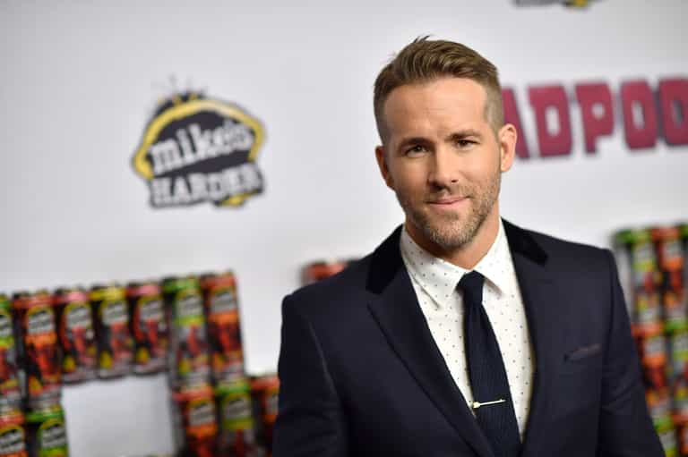 Ryan Reynolds and Deadpool writers are making a film for Netflix Ryan Reynolds and Deadpool writers are making a film for Netflix