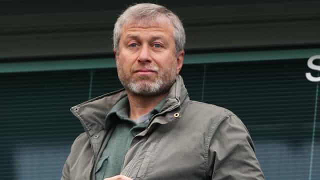 Chelsea now considering approach for manager of Premier League rivals Chelsea now considering approach for manager of Premier League rivals