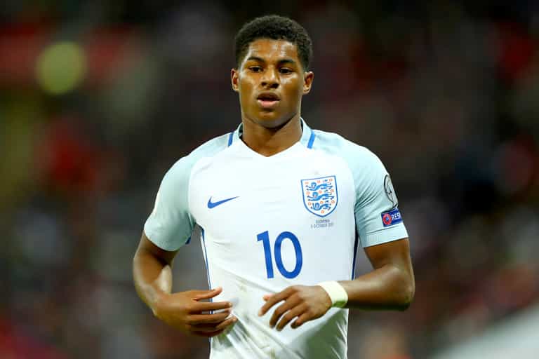 Marcus Rashford posts touching tweet to his mum after making World Cup squad Marcus Rashford posts touching tweet to his mum after making World Cup squad