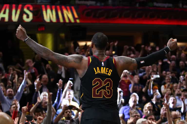 WATCH: Here are all of LeBron James’ playoff buzzer-beaters WATCH: Here are all of LeBron James’ playoff buzzer-beaters