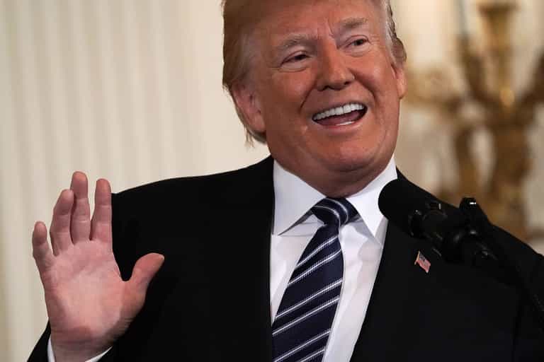 Donald Trump spells his own wife’s name wrong in tweet Donald Trump spells his own wife’s name wrong in tweet