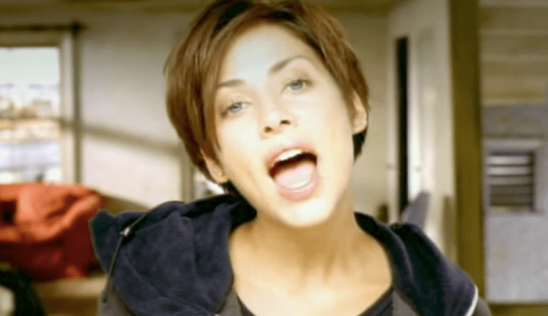 People have discovered Natalie Imbruglia’s “Torn” is a cover and the original is weird People have discovered Natalie Imbruglia’s “Torn” is a cover and the original is weird