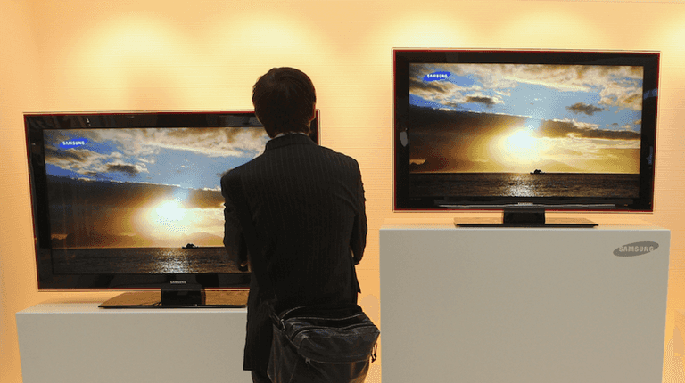 Millions of TV sets in Britain will go blank for eight seconds over the weekend Millions of TV sets in Britain will go blank for eight seconds over the weekend