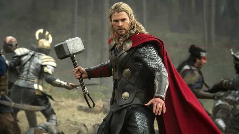 Someone replaced Thor’s hammer with a real hammer, and the results are strangely perfect Someone replaced Thor’s hammer with a real hammer, and the results are strangely perfect