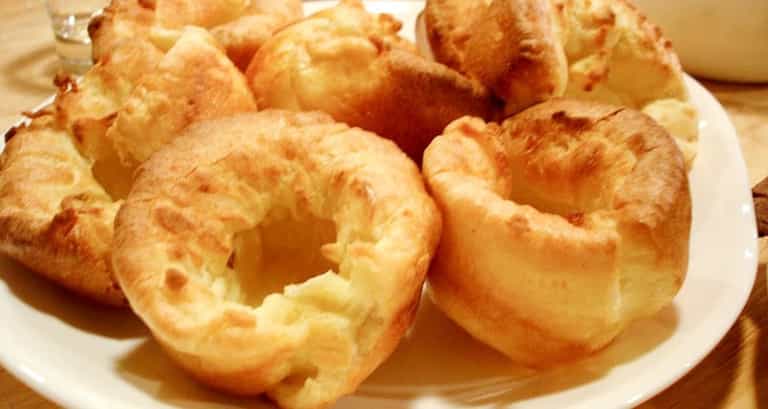 Americans are putting fruit and jam on Yorkshire puddings and it’s making Brits angry Americans are putting fruit and jam on Yorkshire puddings and it’s making Brits angry