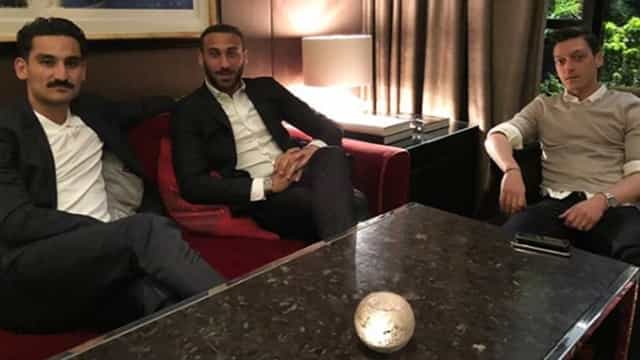 Mesut Ozil and Ilkay Gundogan in trouble with German FA after photo with Turkish president emerges Mesut Ozil and Ilkay Gundogan in trouble with German FA after photo with Turkish president emerges
