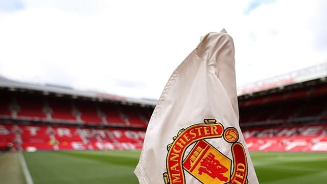 Manchester United sign son of Class of ’92 star Manchester United sign son of Class of ’92 star