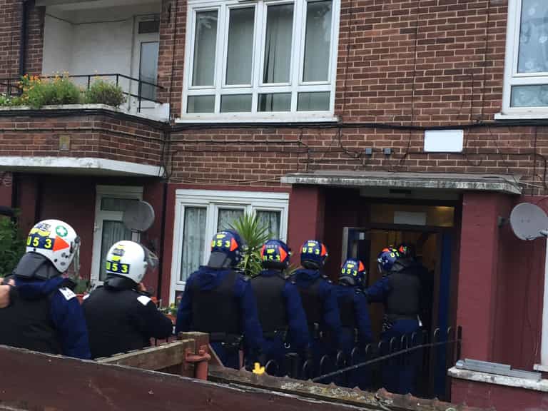 Seven arrested in ‘county line’ dawn drug raid targeting cocaine and heroin gang Seven arrested in ‘county line’ dawn drug raid targeting cocaine and heroin gang