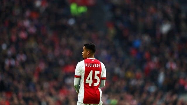 Supporters can’t believe the fee that Justin Kluivert is going for Supporters can’t believe the fee that Justin Kluivert is going for