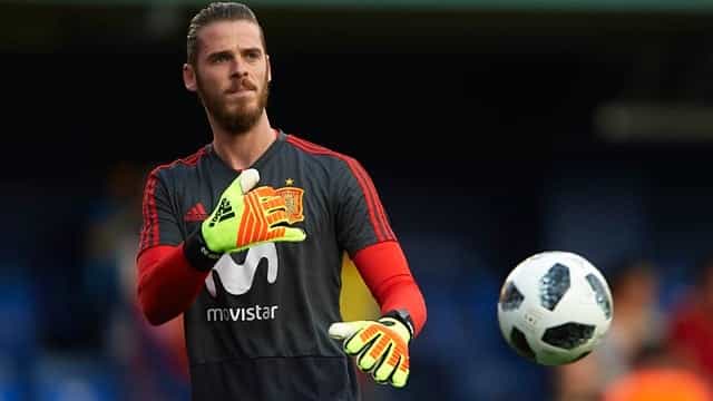 David de Gea makes sloppy error and nobody can believe their eyes David de Gea makes sloppy error and nobody can believe their eyes