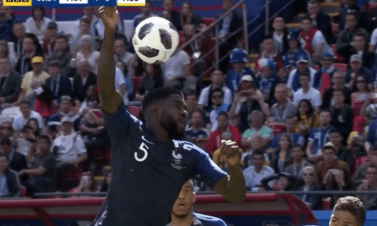 Everyone’s saying the same thing about Samuel Umtiti’s handball against Australia Everyone’s saying the same thing about Samuel Umtiti’s handball against Australia