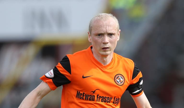 Willo Flood exploits contract clause to leave Dunfermline, nine days after signing one-year deal Willo Flood exploits contract clause to leave Dunfermline, nine days after signing one-year deal
