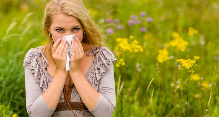 Motorists who take certain hay fever tablets risk face a large fine and a driving ban Motorists who take certain hay fever tablets risk face a large fine and a driving ban
