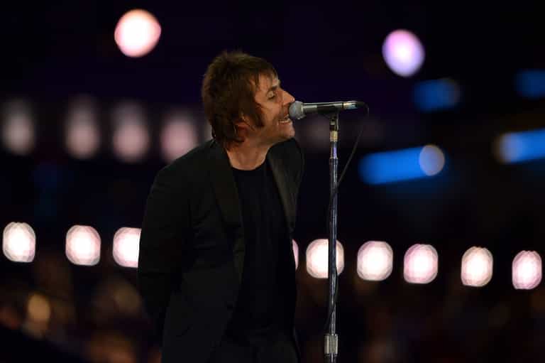 WATCH: Liam Gallagher fuming after fish thrown at him as he plays Cigarettes & Alcohol at festival WATCH: Liam Gallagher fuming after fish thrown at him as he plays Cigarettes & Alcohol at festival