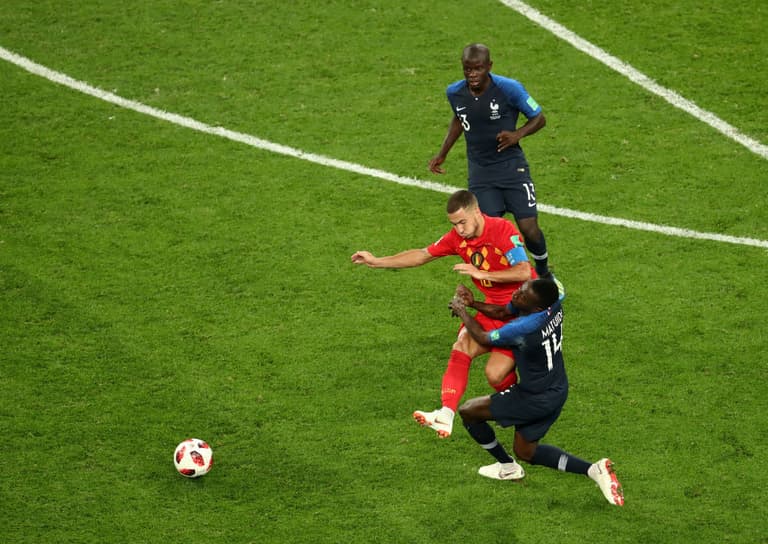 Supporters in disbelief as Blaise Matuidi is allowed to play on after elbow Supporters in disbelief as Blaise Matuidi is allowed to play on after elbow