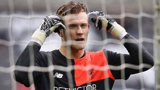 Loris Karius receives amazing reaction as he returns to Liverpool Loris Karius receives amazing reaction as he returns to Liverpool